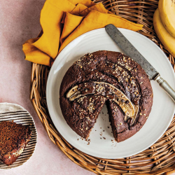 Torta al cacao con banana e avocado