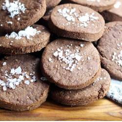 biscotti-vegan-cioccolato-e-sale