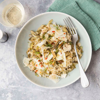 Risotto semintegrale ai carciofi con finocchietto e pecorino