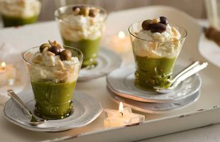 Mini Glasses with Stracciatella Cheese and Green Bean Sauce