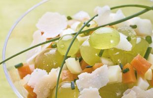 Cups with Grape and Chive