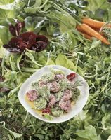 Two-Coloured Gnocchetti with Lettuce, Radish and Ginger