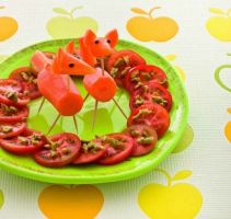 Cagnolini di Carote con Pomodori e Olive