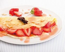 Anise Crepes with Strawberries Marinated in Ginger