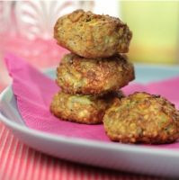 Giant Cookies with Apple and Cinnamon