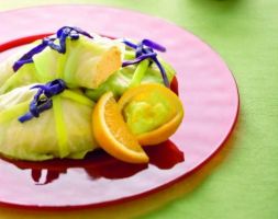 Packages of Carrots and Cabbage in Leek Sauce