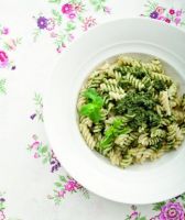 Wholegrain Kamut Fusilli with Nettle Pesto