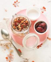 Granola flakes with 5 cereals, dried fruit and seeds