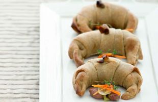 Mini Spelt Croissants with Bean Stuffing