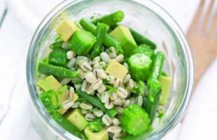 Green Barley Green with Zucchini and Avocado