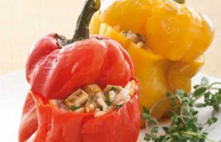 Peppers Stuffed with Rice and Seitan with Herbs