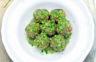 Soy Balls in Parsley Cream