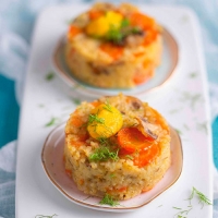 Tortino di miglio e fagioli con salsa di anacardi allo zafferano