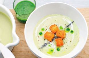 Vellutata di Topinambur con Olio al Prezzemolo e Crostini alla Senape